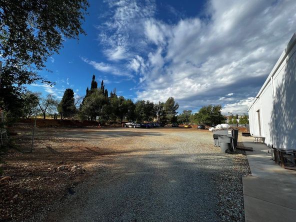 Waldon Retail/Office in Downtown Redding: 2040 Waldon St, Redding, CA 96001